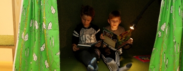 Kulturtribune med bibliotek og fritidsklubb