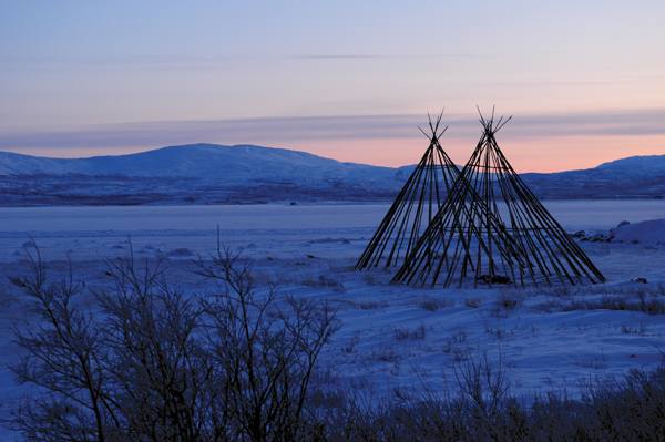 8-19 Vest-Finnmark-Lakselv-side 10.JPG